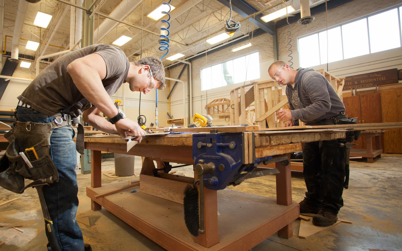 VIU carpentry students